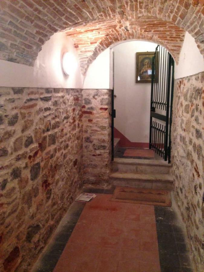 A Little Gem In The Old City Center... Леричи Экстерьер фото